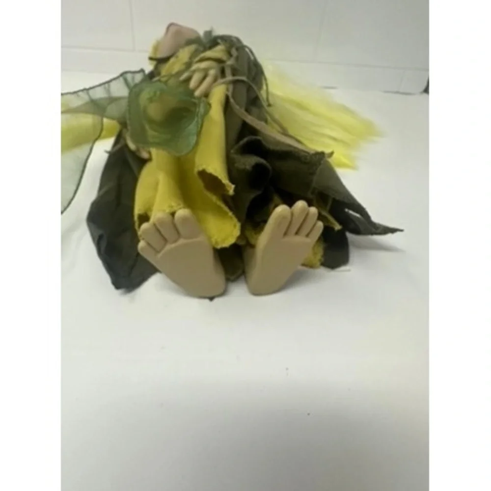 The Dark Crystal Kira Gelfling Collector Doll Jim Henson Yellow Hair Green Dress